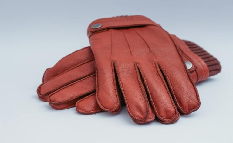 Best Winter Gloves for Hiking