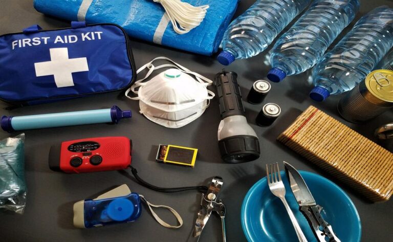 Best medical aid units for Hiking